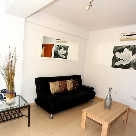 Penelope Court Apartment 102 Ларнака Экстерьер фото